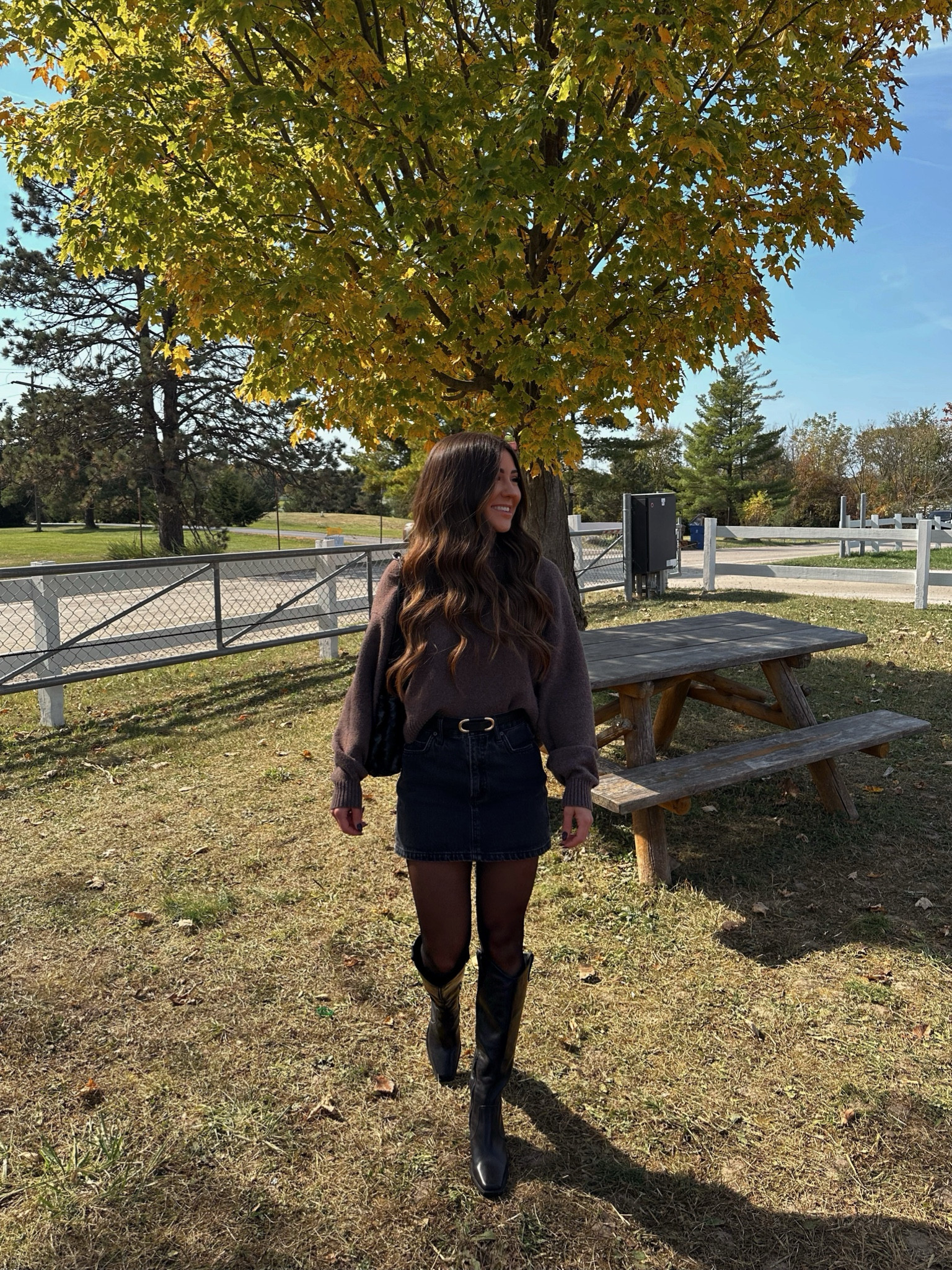 Fall fits>>🤎🍂 
Softest sweater ever!! Wearing size xs in both sweater and skirt!



#LTKForyou #LTKWomensfashion #LTKFallfashion #LTKFall #womensfashion #fallfashion #womenssweaters #sweateroutfit #outfitinspiration #womensfalloutfit #falloutfit

#LTKStyleTip #LTKSeasonal #LTKU