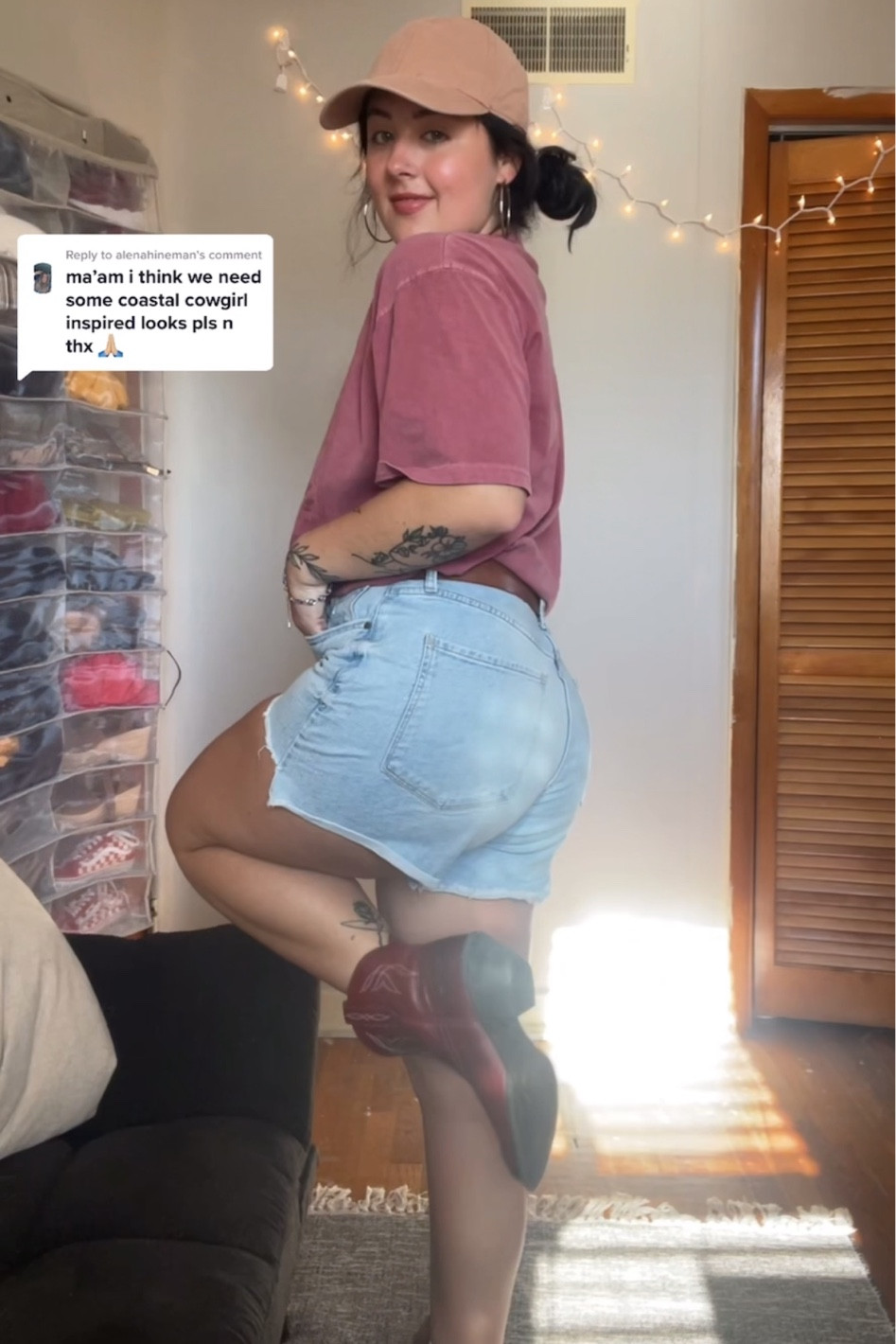 Summer outfit inspo #jeanshorts #cowboyboots #easyoutfits

#LTKfit #LTKunder50 #LTKstyletip