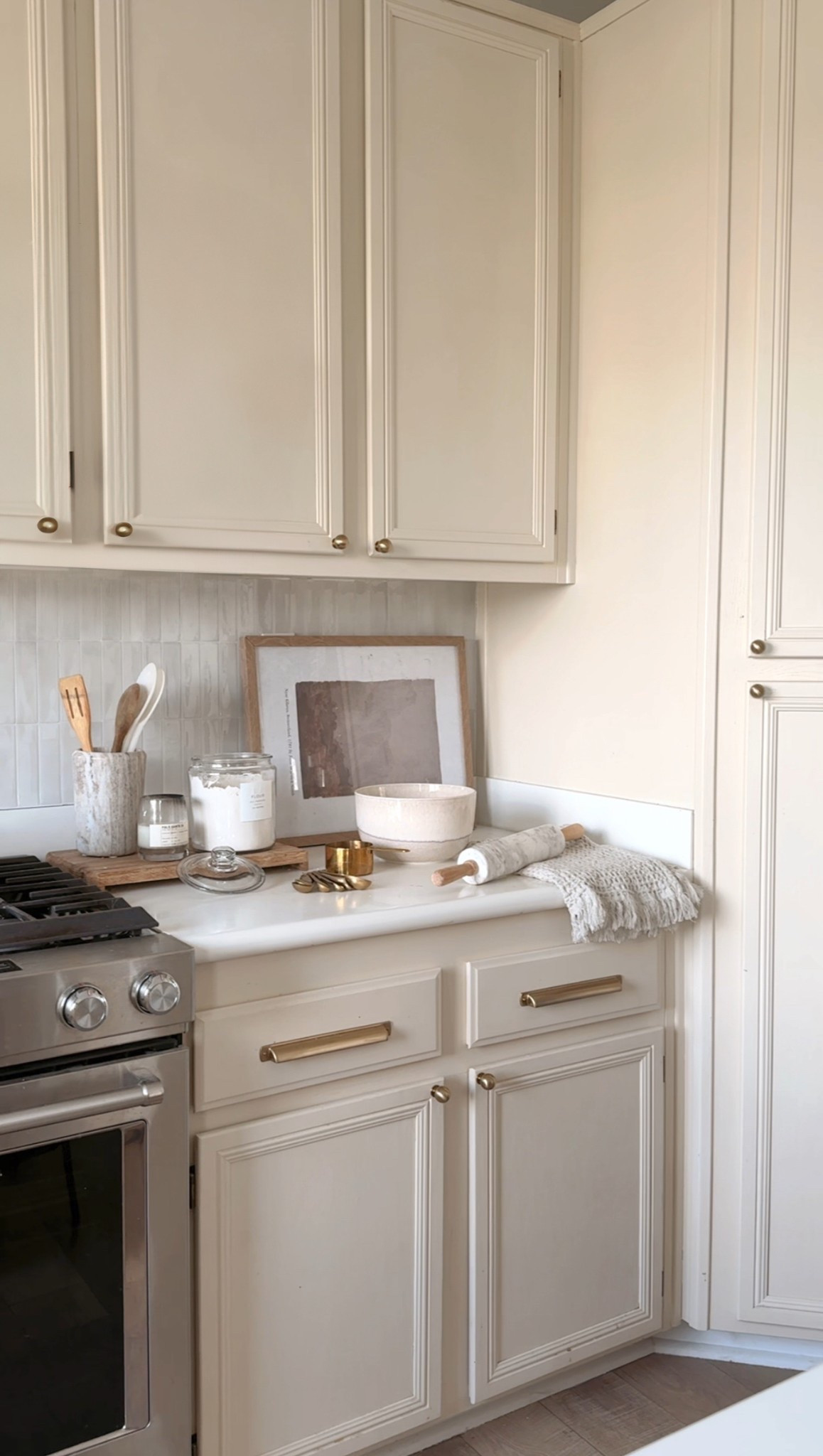 Peel and stick tile of my dreams 🤍

#LTKStyleTip #LTKHome #LTKFindsUnder50