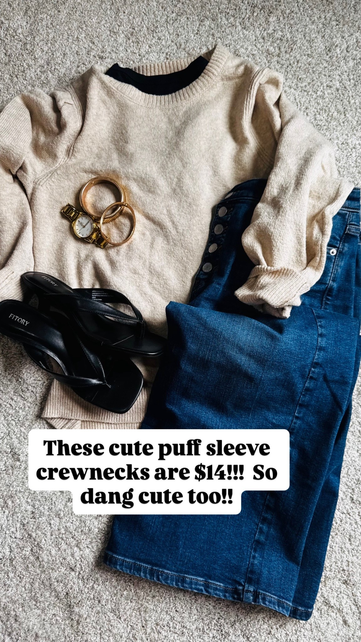 Puff sleeve crewneck and cropped dark denim!!

#LTKootd #LTKSaleAlert #LTKOver40