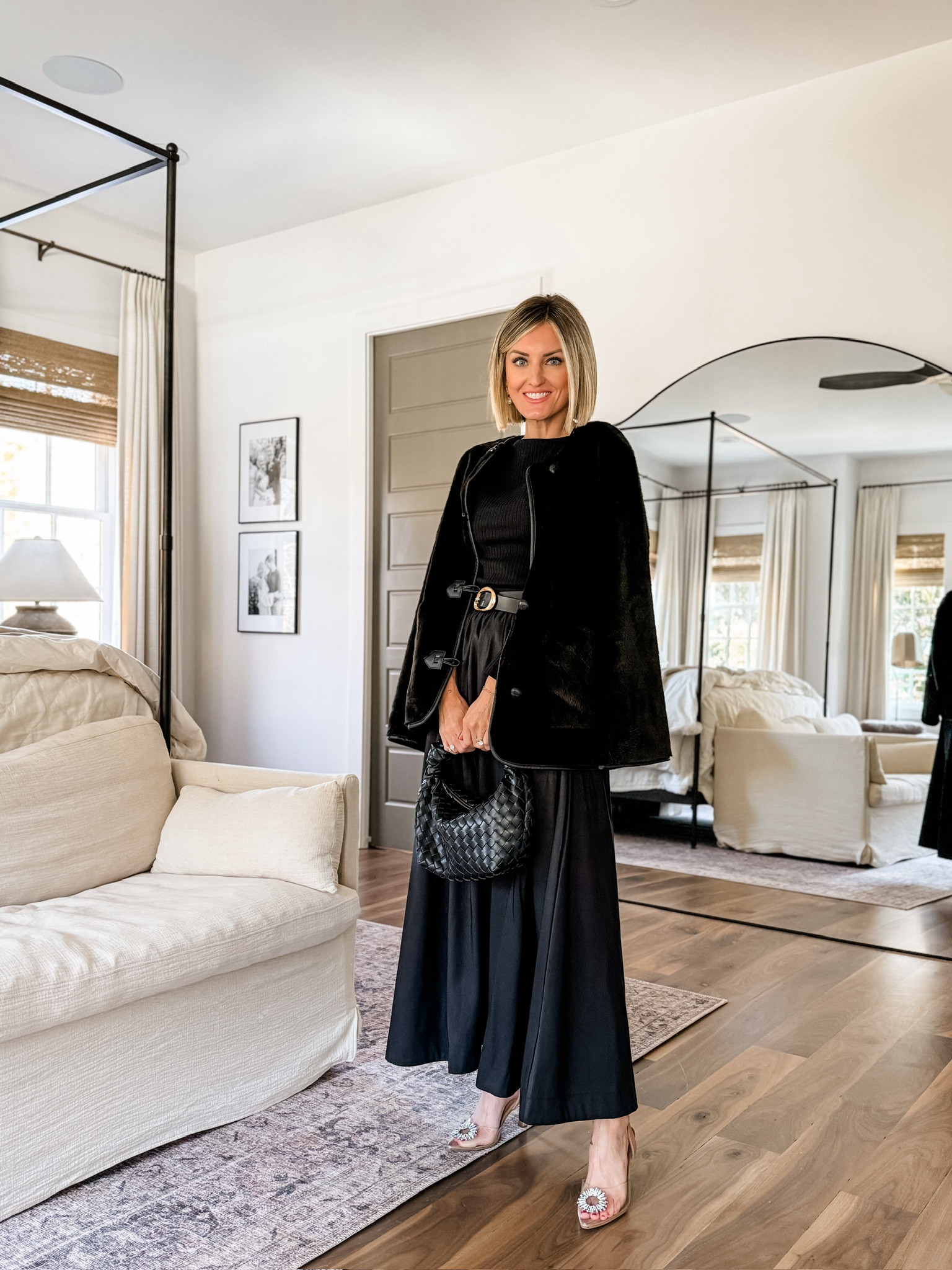 This all black holiday look is so pretty! Perfect for a work event or winter date night! Wearing XS 


Loverly grey, winter outfit, holiday outfit, holiday party outfit, date night outfit 

#LTKHoliday #LTKStyleTip #LTKSeasonal