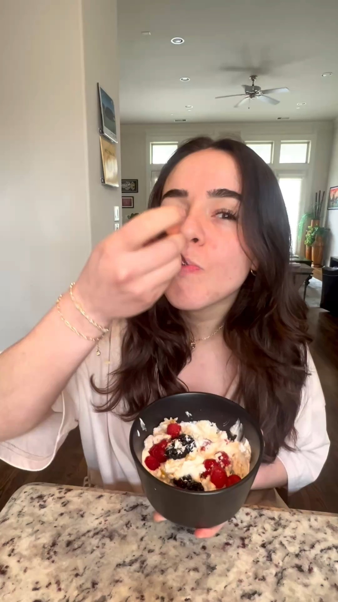 My version of a healthy snack.￼
Siggy’s yogurt, Coconut shaving, rice cake, raspberries, and blackberries, honey.

Gluten-free and low antihistamine  🙌🏼￼

#LTKselfcare #LTKfoodie #LTKdayinmylife