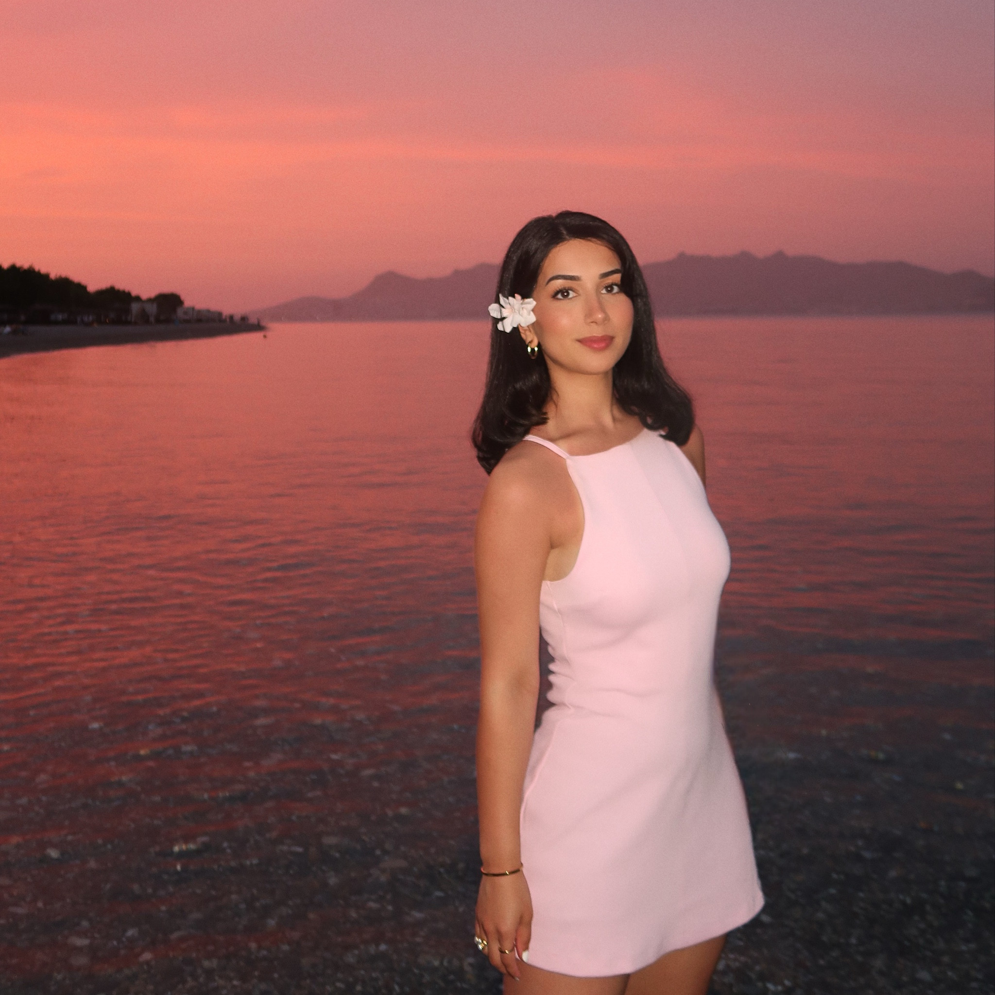 Shop similar dresses to this here🌸
Find the exact link on my instagram story

#LTKstyletip #LTKsummer #LTKtravel