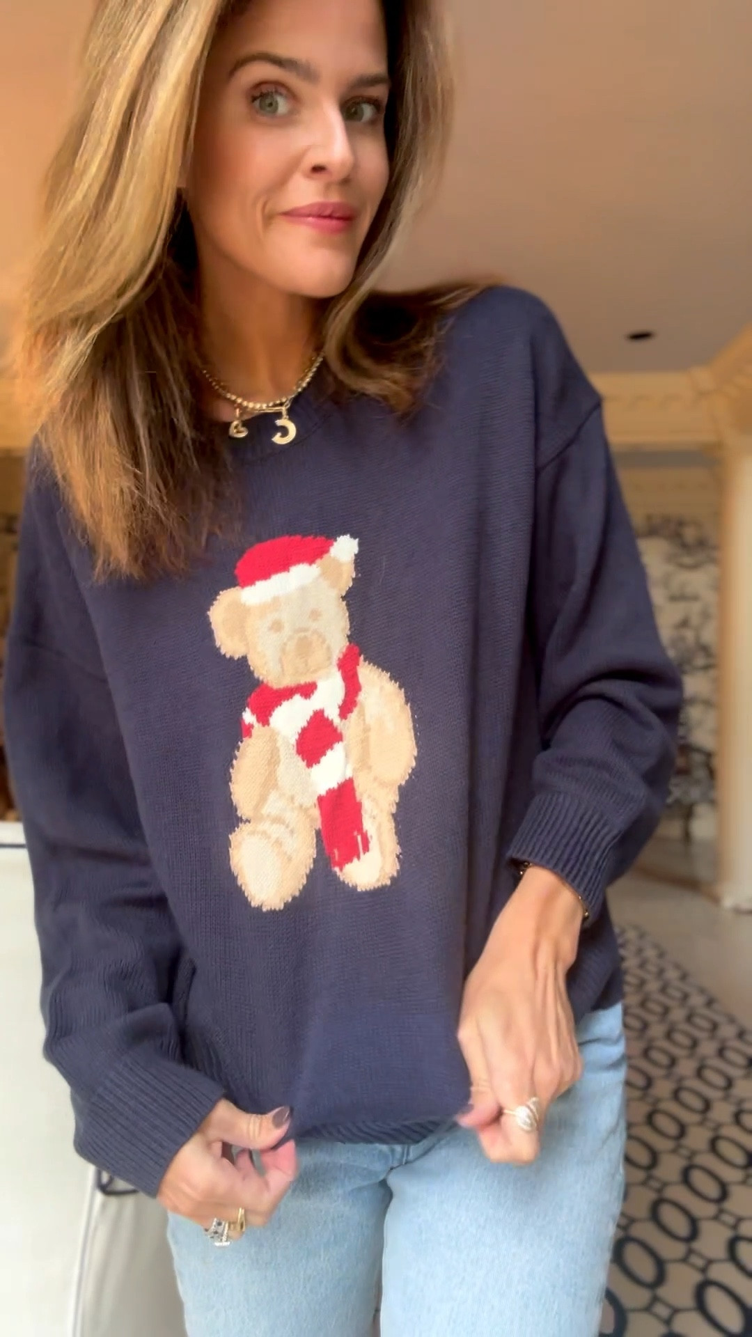 A cozy cooking outfit on thanksgiving is always a must! Especially when my favorite pair of Levi’s are involved 👌🏻