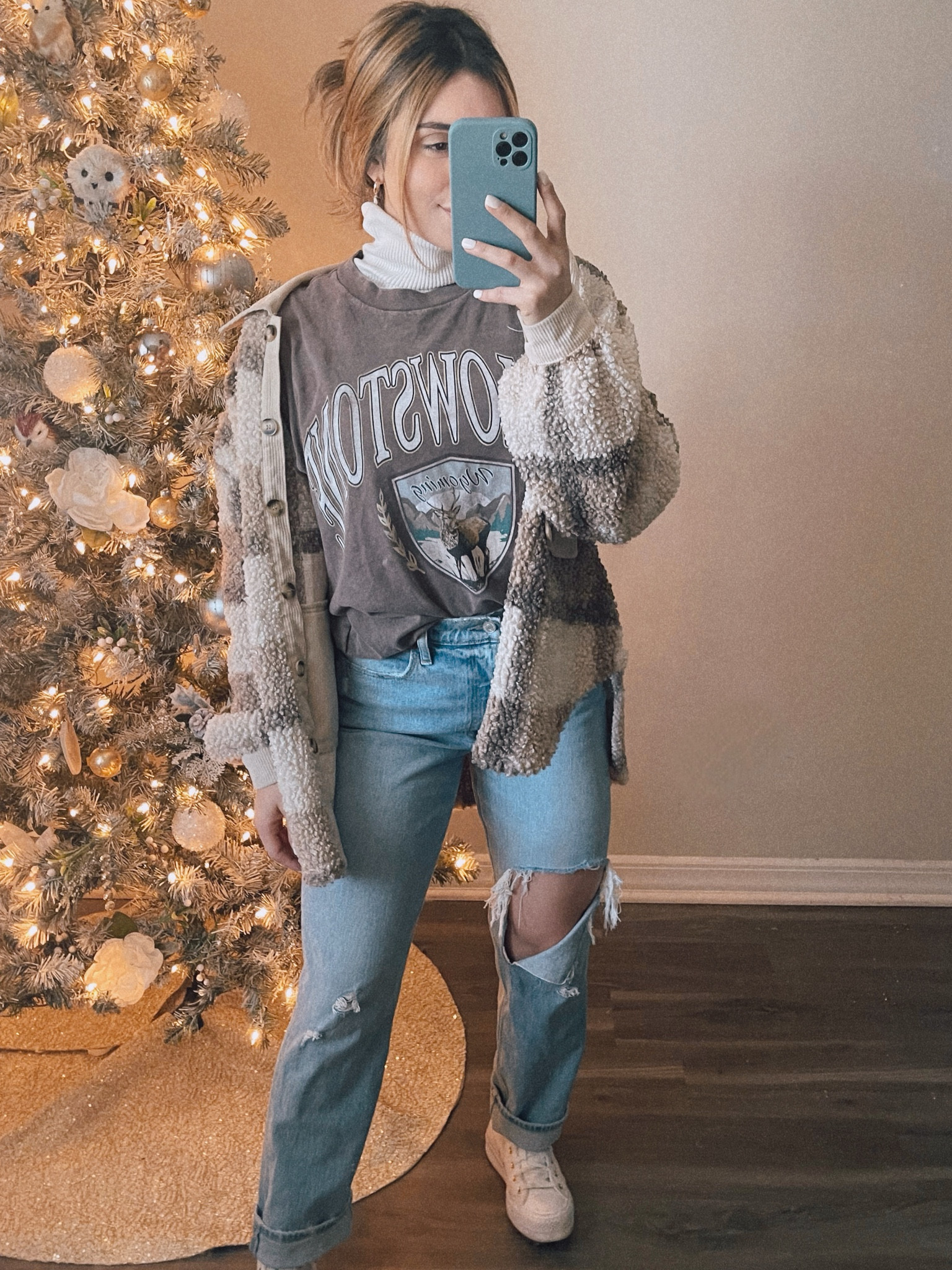 Layer up buttercup❄️

#LTKxAF 

#LTKfit #LTKSeasonal