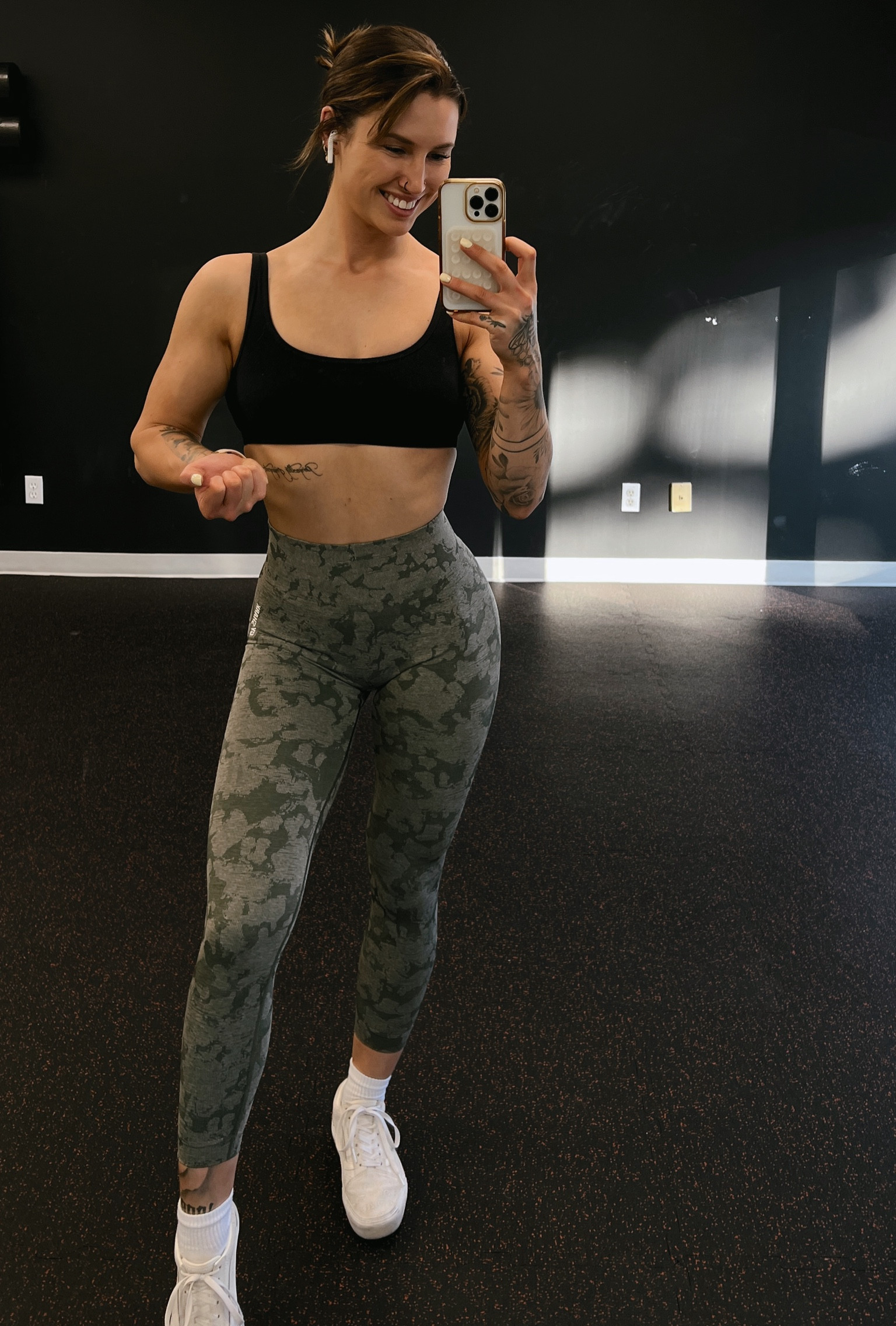 Cutie leggings🫶🏼🙈

#LTKfindsunder100 #LTKstyletip #LTKfitness