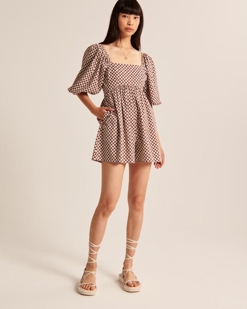 Puff Sleeve Flirty Romper | Abercrombie & Fitch (US)