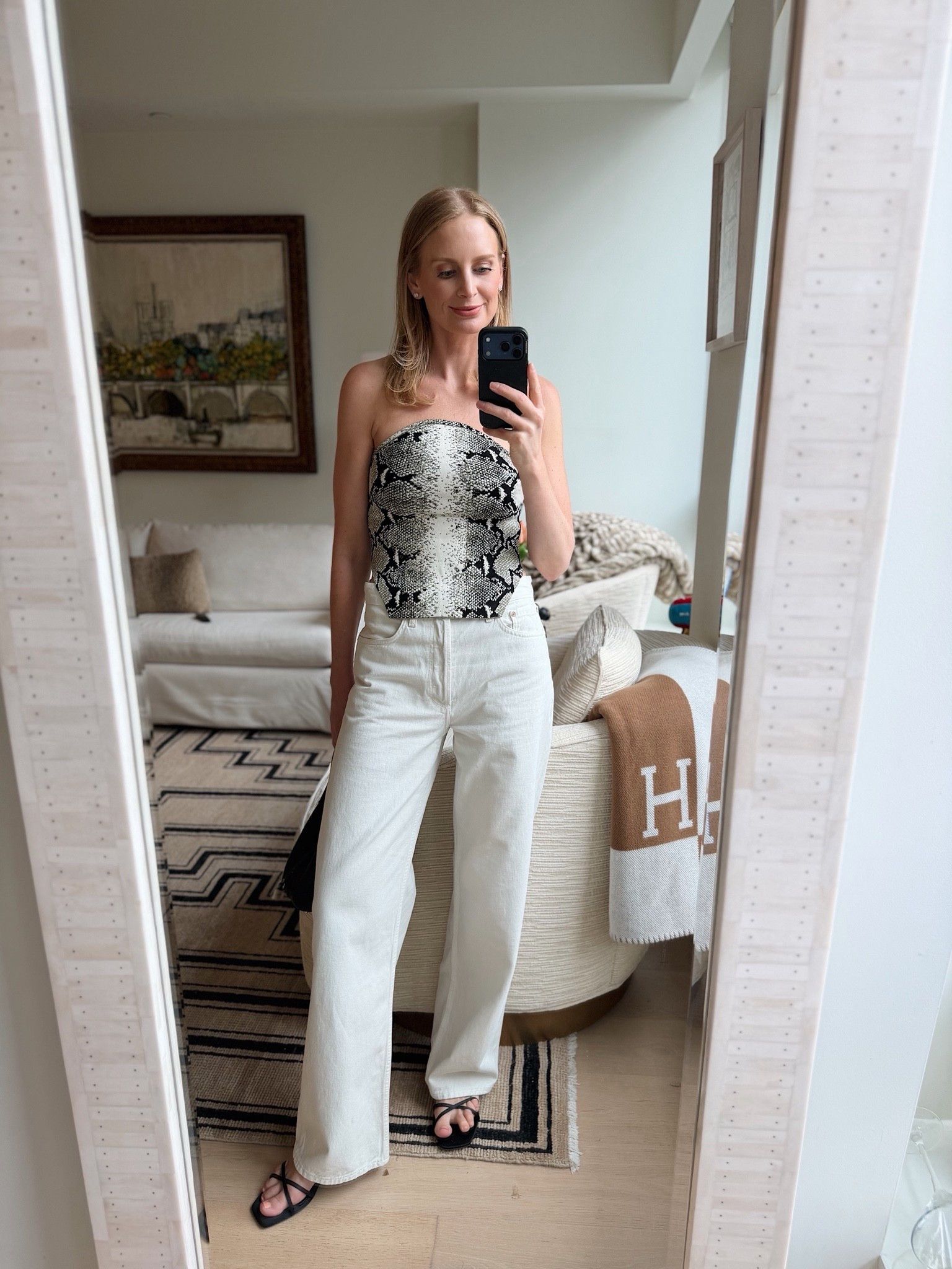 Tonight’s look!

#LTKootd