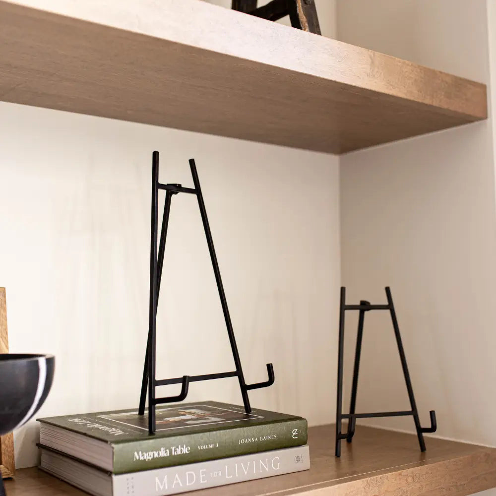 Iron Art Easel | Cottage and Key