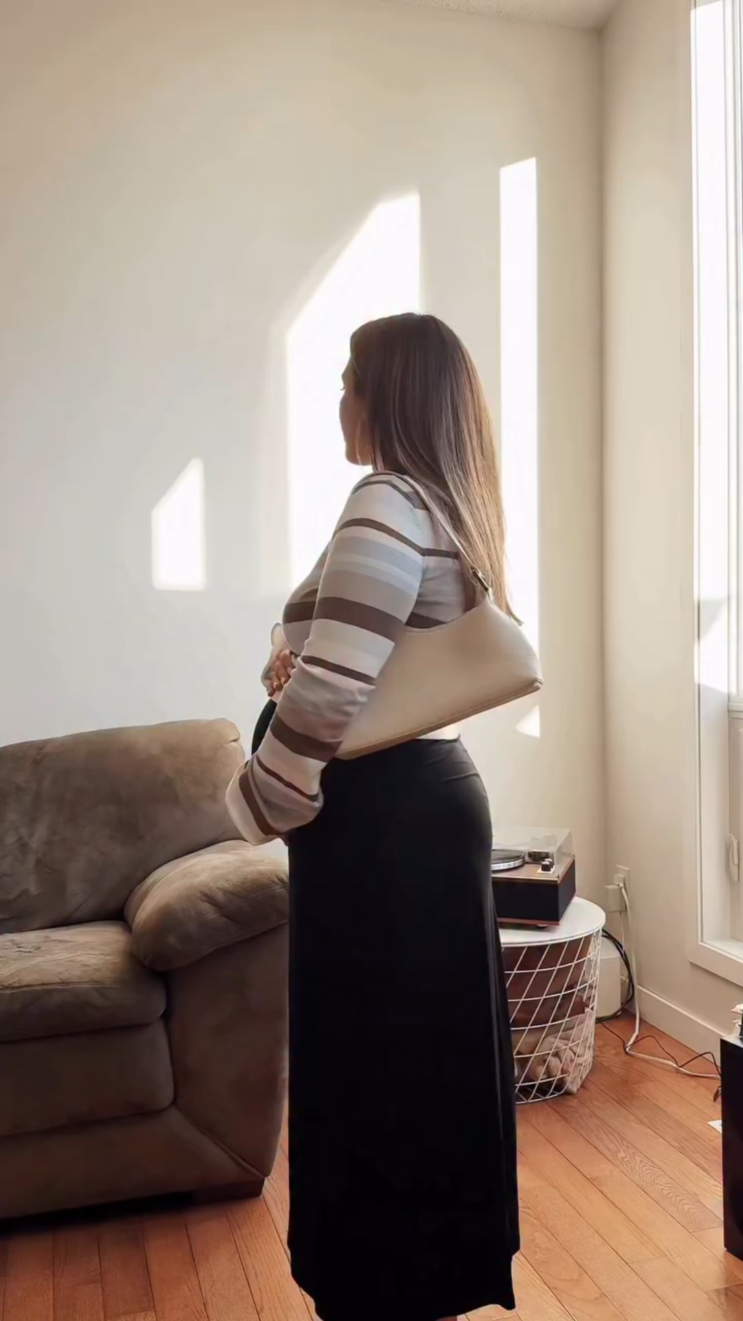 another day, another curvy pregnancy outfit 🤍

Dress is Djerf avenue & linked here : https://shopmy.us/collections/2695615

#pregnancyoutfit #pregnancystyle 
#maternityfashion #maternitystyle#babybump
#pregnantandstylish #ootd
#momtobe #bumpstyle 
#pregnancyfashion