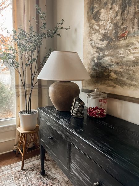 My favorite designer lamp on major sale again! 

Troy lighting
Amber Lewis
Amber interiors
McGee and co
Table lamp
Accent decor
Home Decor
Kitchen dining room
Tapestry


#LTKSpringSale #LTKhome #LTKsalealert