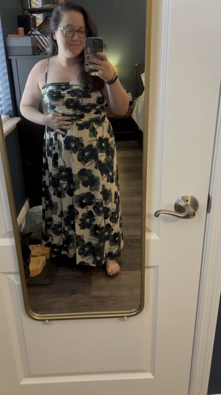 Love this green floral dress from Abercrombie! It’s definitely more of a maxi dress for petites, and it runs a bit big. They’ve restocked the sizes and it’s currently on sale! Perfect summer outfit for date nights or fun dinners out. I’m considering it for my bachelorette weekend! Tagging it and the mini dress option here 💚

#LTKMidsize #LTKSaleAlert #LTKSeasonal