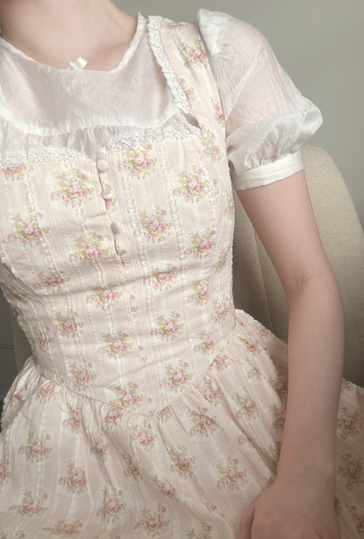 Beautiful pink cottage core ditsy floral dress and puff sleeve blouse @CIDER 