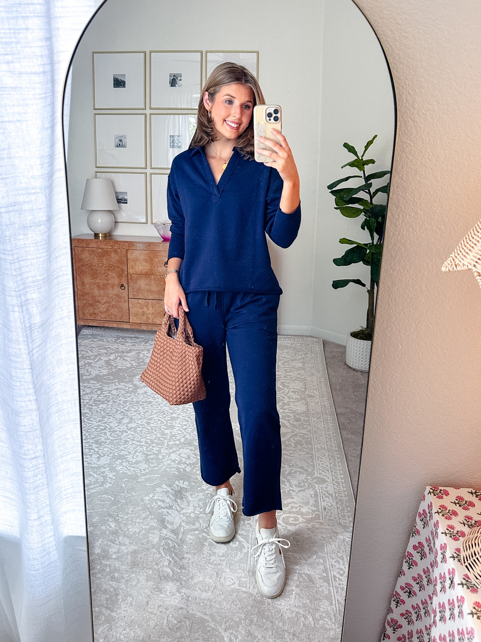 Easy travel outfit idea! Wearing a s in set 

#LTKTravel #LTKStyleTip