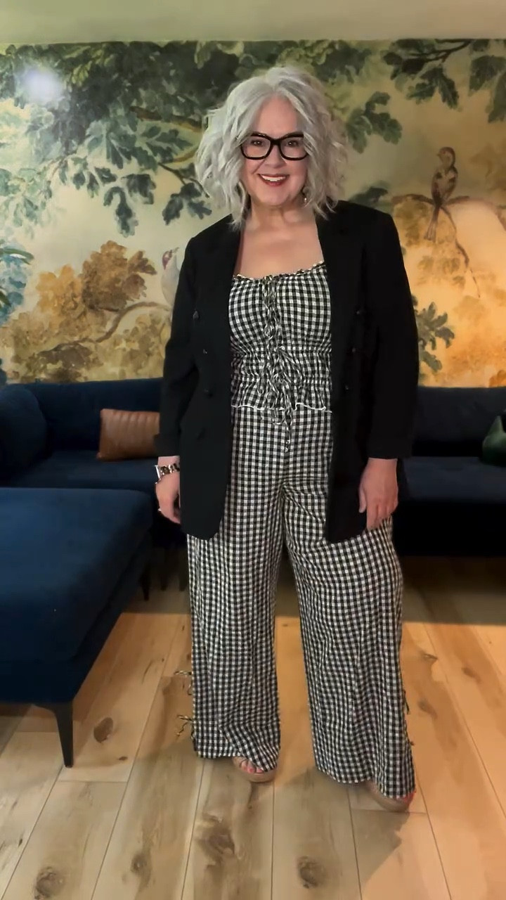 lil Gingham fit for work! 🖤🤍🖤 wearing XL in the set and 16 in the blazer. Check it out in my LTK! @American Eagle 

#fashionover50 #over50andFabulous #midsize #genx  #greyhair #outfitideas #over50fashion #midsizestyleinspo #midsizestyle #midsizequeens 
#midsizefashion #midsizegal #curvy #curvygal #midsize #fashion #OOTD #OOTDstyleinspo #over50club  #workwear #over50outfitinspo #over50style #dopaminedressing  #gingham

#LTKOver40 #LTKWorkwear #LTKMidsize