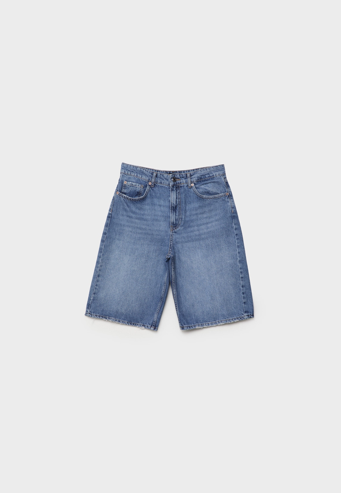 D93 Longline denim shorts - Women's Jeans | Stradivarius United Kingdom | Stradivarius (UK)