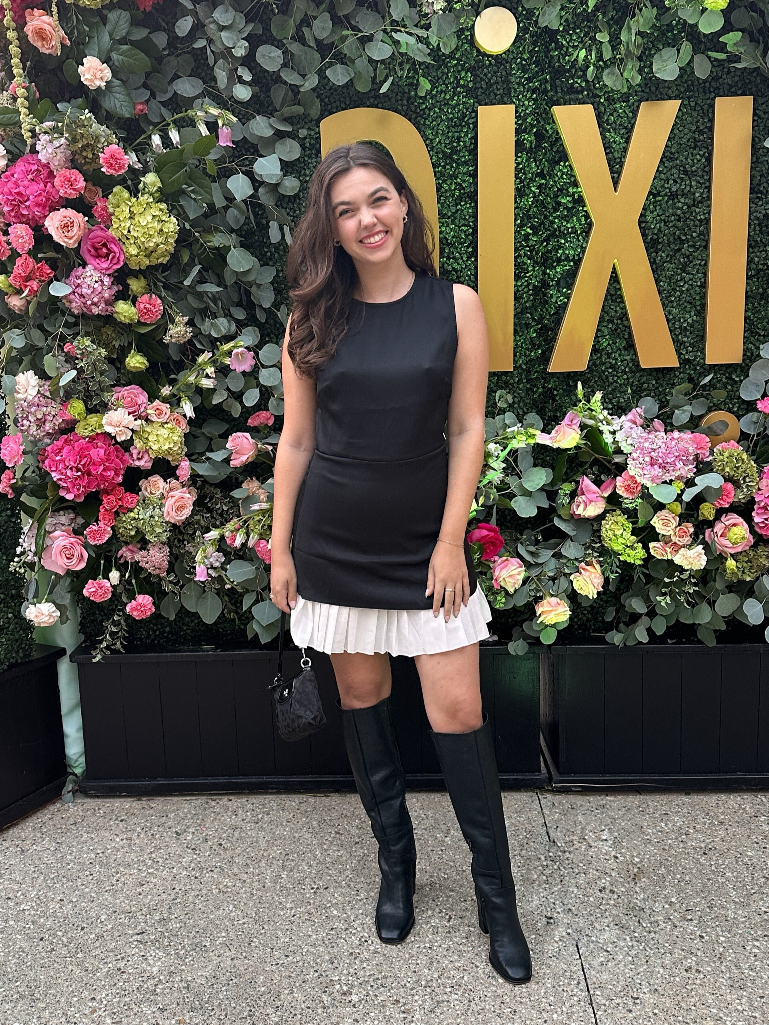 Little black dress 🖤
Dockser22 for 22% off Rihoas

#LTKSaleAlert #LTKParties #LTKFindsUnder50