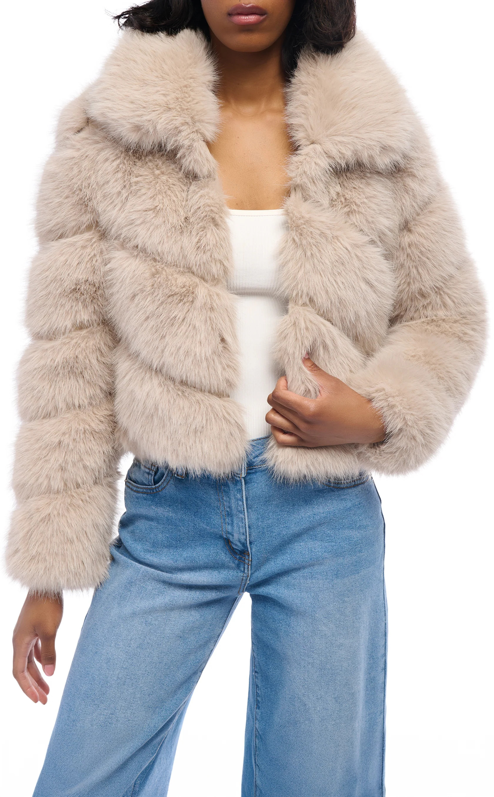 TUMI-BEIGE FAUX FUR JACKET | Azalea Wang