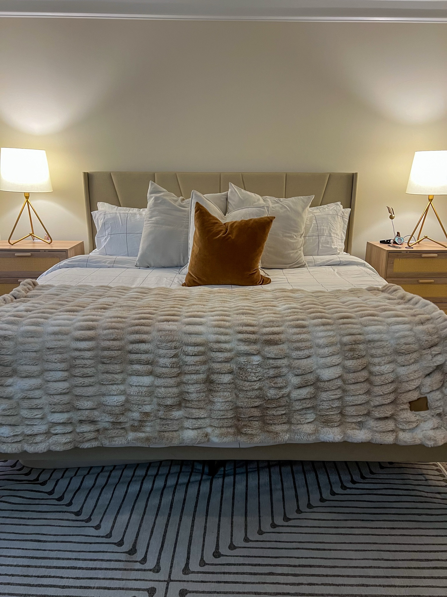 Because you enjoyed the sheets🕊️ I wanted to share the rest of my cozy room essentials✨. 

#LTKStyleTip #LTKHome