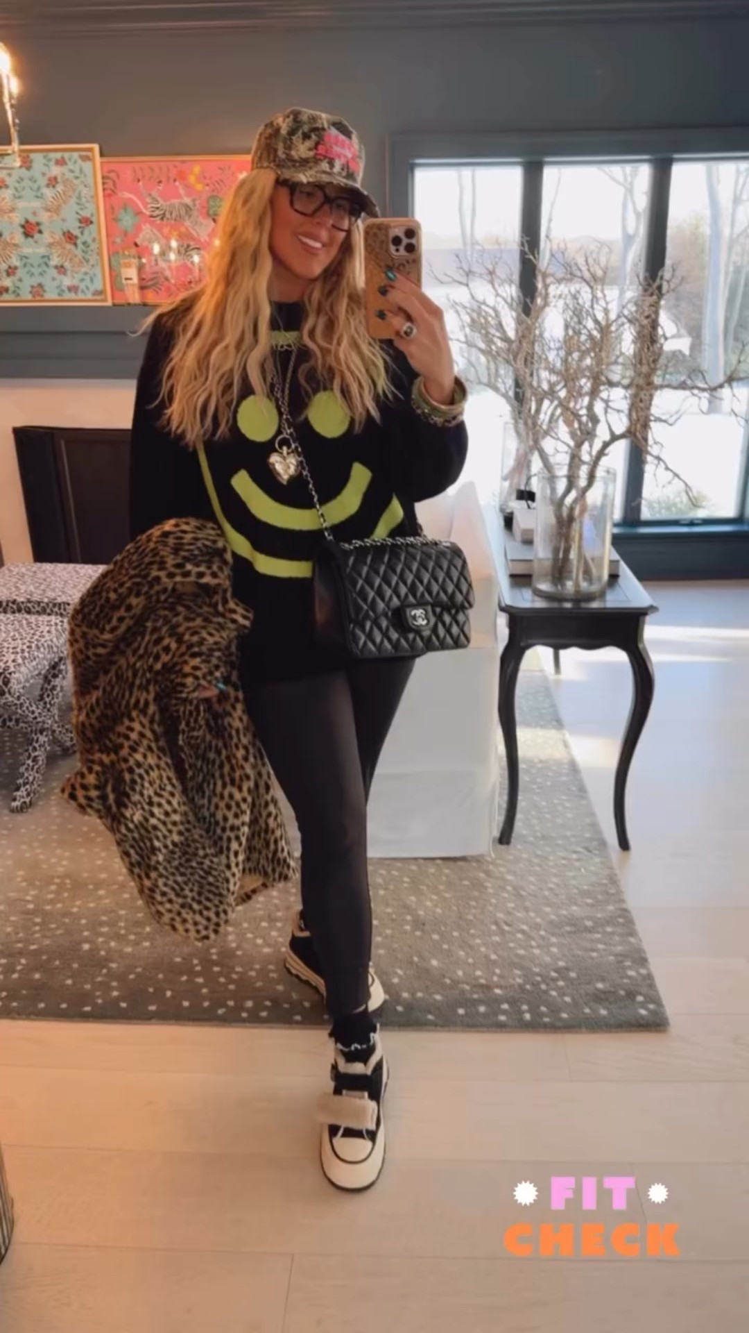 @lonza.brands @sixfiftyclothing @shopmotherhats @target @targetstyle  @loopycases @davidyurman


Shoes TTS. joggers run big - wearing a small. David yurman ring 14mm

#LTKootd #LTKgrwm #LTKdayinmylife