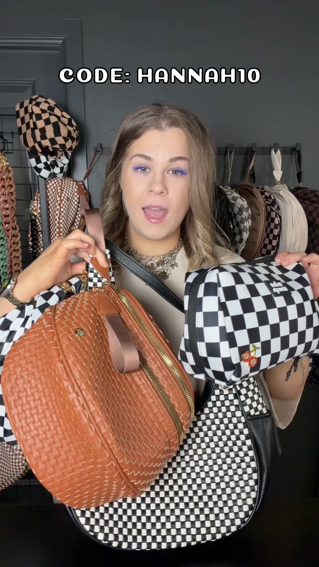 The shoulder bag! 

#LTKMidsize #LTKPlusSize #LTKootd