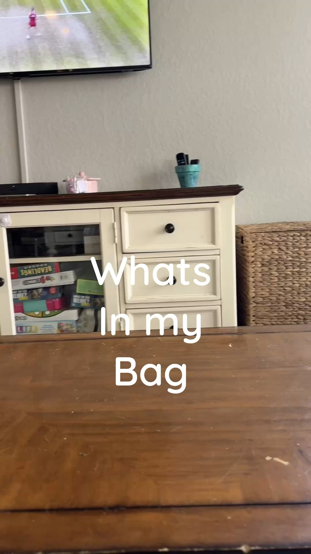 What’s in my bag ! This nano Florentine satchel is so cute and well made! Perfect for date night !

#LTKvlog #LTKdayinmylife