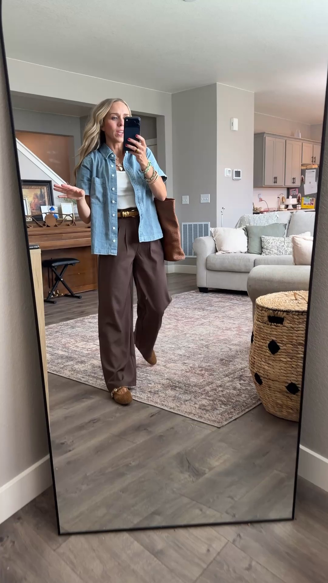 These pants are so comfortable! 

I am a size small top and 2 or 26 bottoms.

#LTKgrwm #LTKmomlife #LTKootd