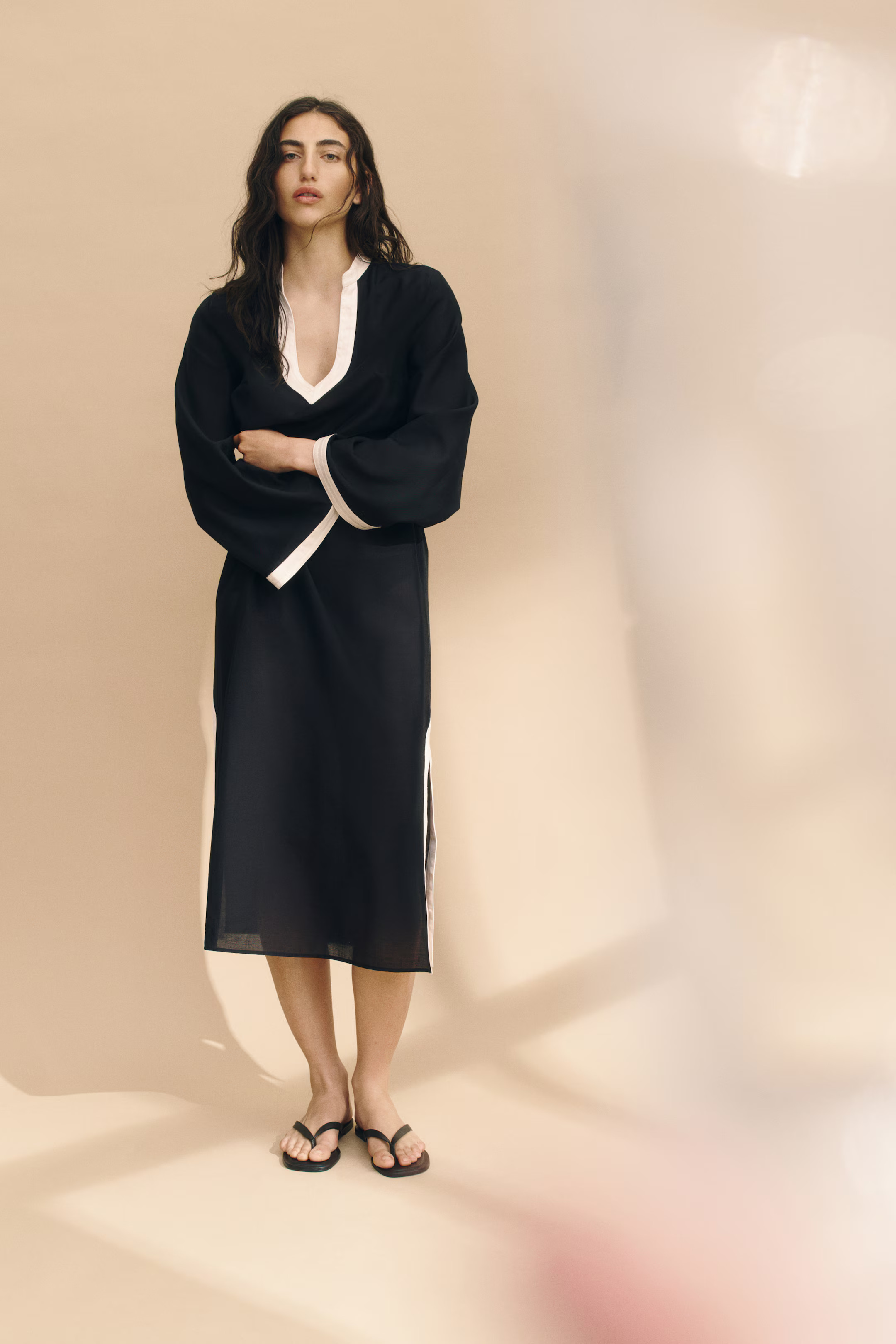 Tie-belt tunic dress | H&M (UK, MY, IN, SG, PH, TW, HK)