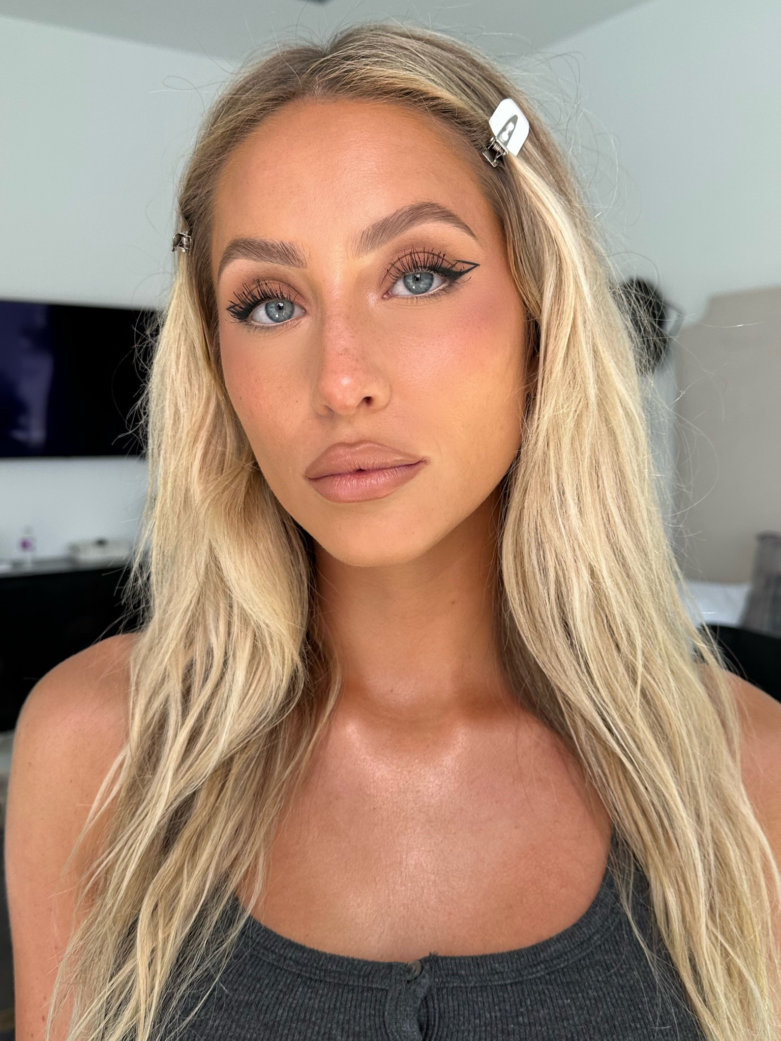alix earle coachella day 1!