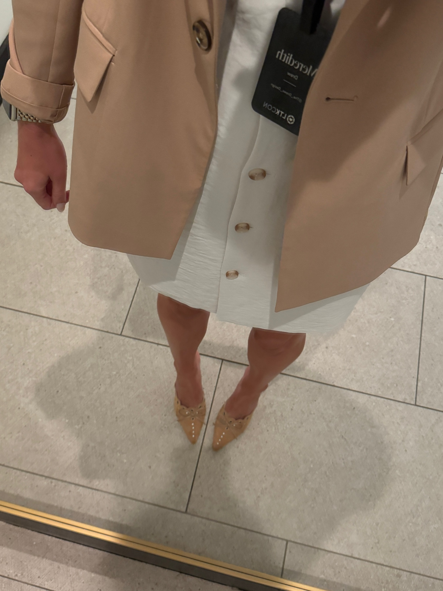 The cutest suede mules from Amazon. I love that they aren’t too tall, trendy hht still professional! My v neck button dress is on major sale from Abercrombie 

#LTKSaleAlert #LTKFindsUnder100 #LTKStyleTip