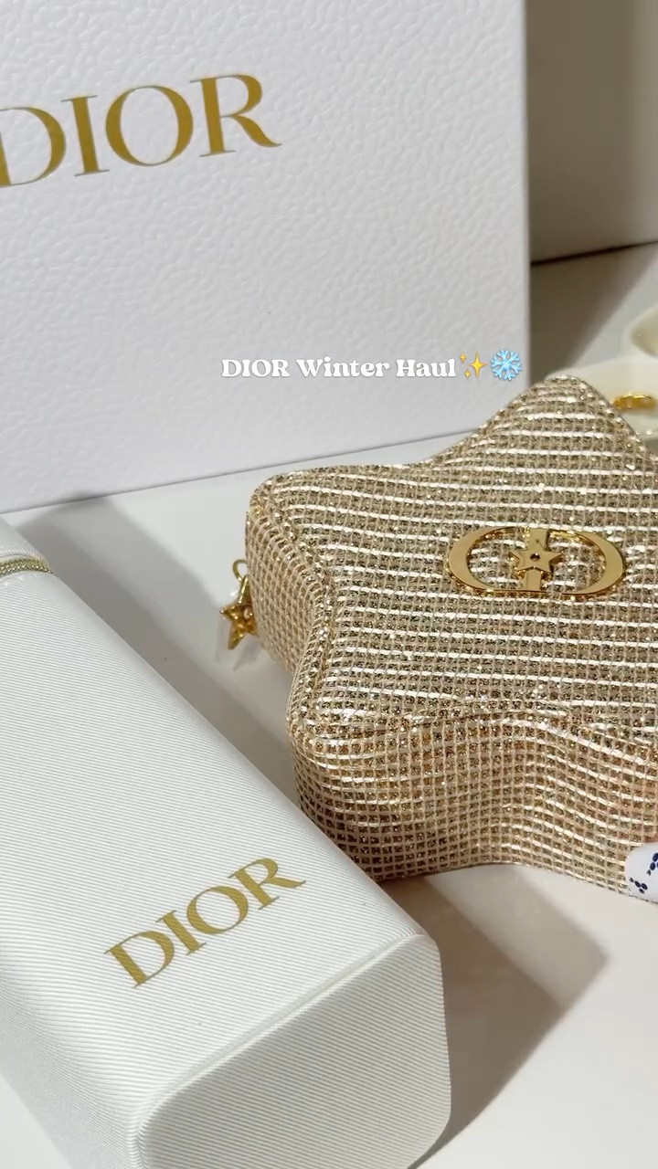 A Dior Beauty haul that feels like winter in a box ❄️✨ Soft-glam essentials, dreamy textures, and that star pouch… everything about this set feels timeless, cozy, and so satisfying.🎀

No rush, just a cute unboxing of the little details I love 🤍 The kind of luxury that never goes out of style.

What’s your winter makeup mood? 👀👇

Purchased | @diorbeauty #diorbeauty #makeupunboxing 
#luxurybeauty #softglammakeup #wintermakeup 

𝐃𝐨𝐧’𝐭 𝐫𝐞𝐩𝐨𝐬𝐭 𝐦𝐲 𝐰𝐨𝐫𝐤 𝐰𝐢𝐭𝐡𝐨𝐮𝐭 𝐩𝐞𝐫𝐦𝐢𝐬𝐬𝐢𝐨𝐧.
𝘐 𝘵𝘳𝘺 𝘢 𝘭𝘰𝘵 𝘰𝘧 𝘣𝘦𝘢𝘶𝘵𝘺 𝘱𝘳𝘰𝘥𝘶𝘤𝘵𝘴—𝘱𝘪𝘤𝘬 𝘸𝘩𝘢𝘵 𝘧𝘪𝘵𝘴 𝙔𝙊𝙐𝙍 𝘴𝘬𝘪𝘯, 𝘯𝘰𝘵 𝘫𝘶𝘴𝘵 𝘵𝘩𝘦 𝘩𝘺𝘱𝘦♥ 

Tags:
Dior beauty, Dior beauty haul, Dior unboxing, Soft glam makeup, Winter makeup inspo, Luxury makeup essentials, luxury brands, UGC, winter nails, Nail inspo, Glamnetic nails, Press on nails, Cult favorite, Makeup, beauty, Makeup inspiration, Content creator, UGC creator, Cute, beauty, Beauty routine, Holy grail, Pinterest aesthetic, girl therapy, That girl aesthetic, Girly girl aesthetic, Coquette, Pink aesthetic, Explore, Trending, Explore page

#LTKselfcare #LTKBeauty #LTKValentine