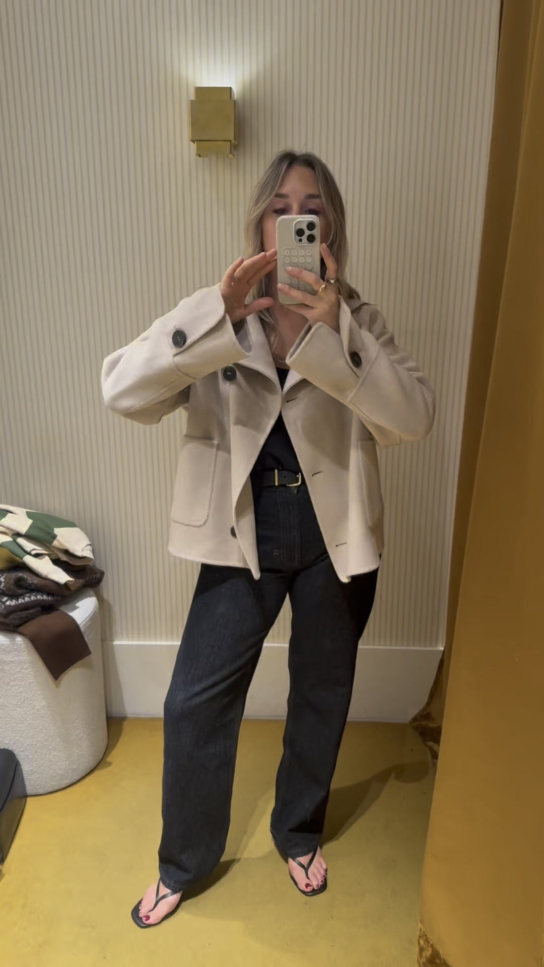 What I tried on plus what’s in my wish list on Sezane 

Wearing a 40 in the coat
A M in the sweatshirt and green collar knit
A Large in the brown cardigans but needed a medium in the Thais.


Knitwear
Cardigan
Wool jacket
Wool coat
Try on
Sezane
Jumper 
Sweatshirt


#LTKFashionMonth #LTKuk #LTKautumn
