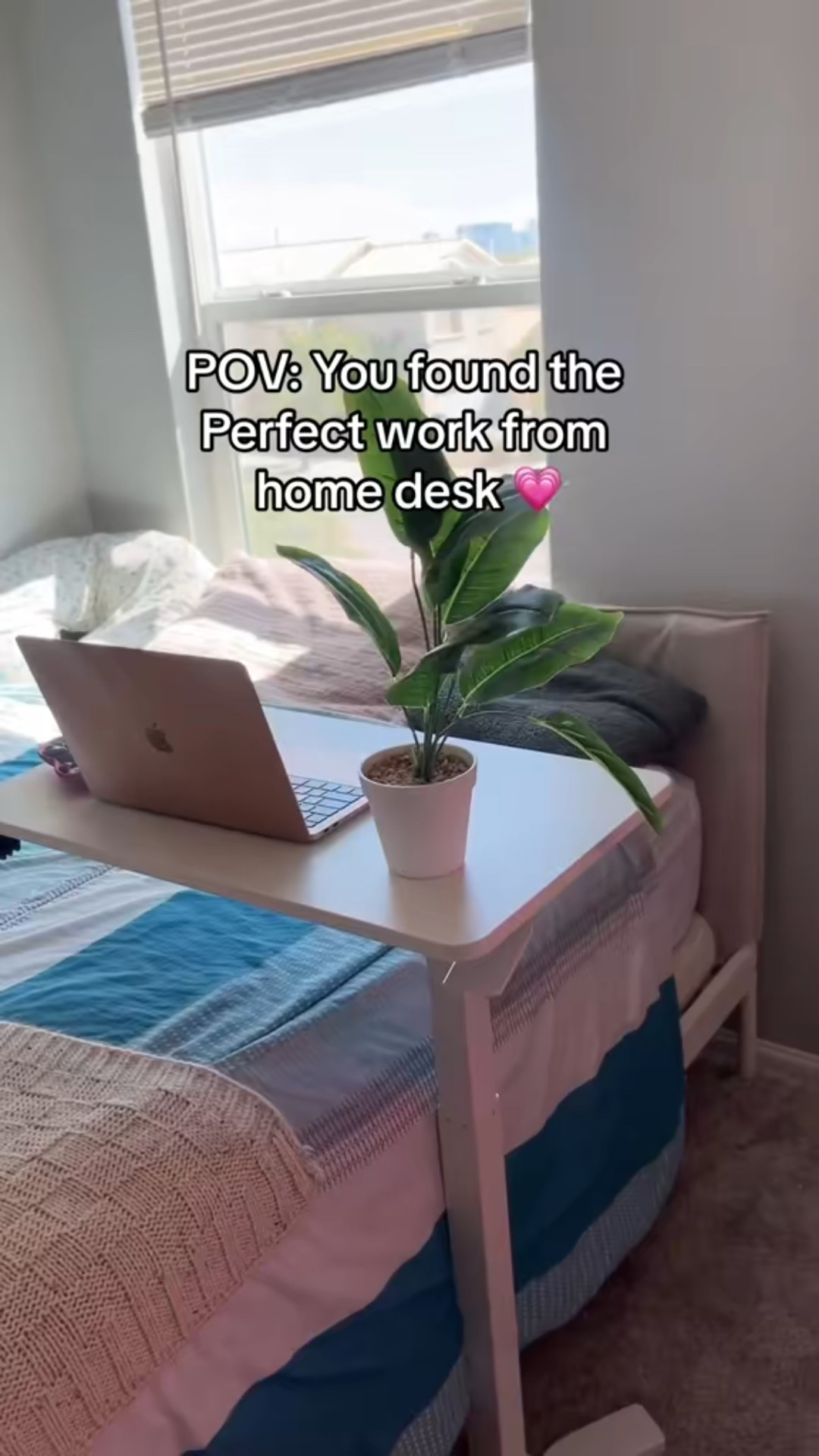 Flexispot overbed desk/ table 💗

#LTKGiftGuide #LTKmomlife #LTKCyberWeek