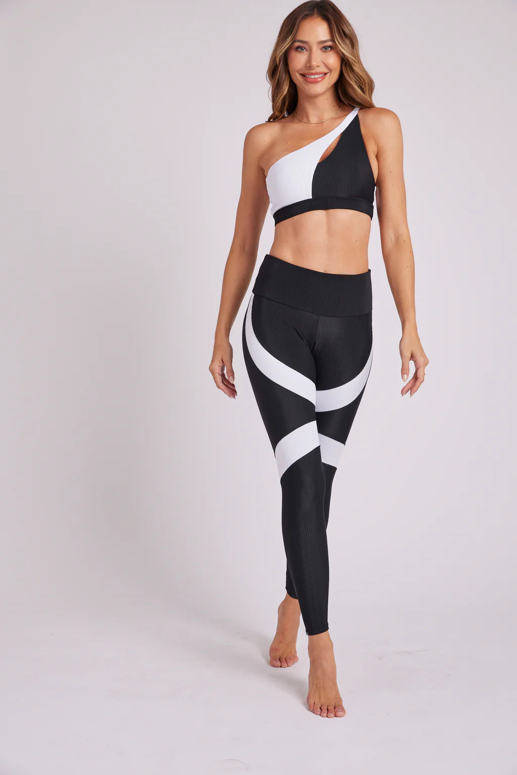 Cadence Legging - Black White Combo | Onzie