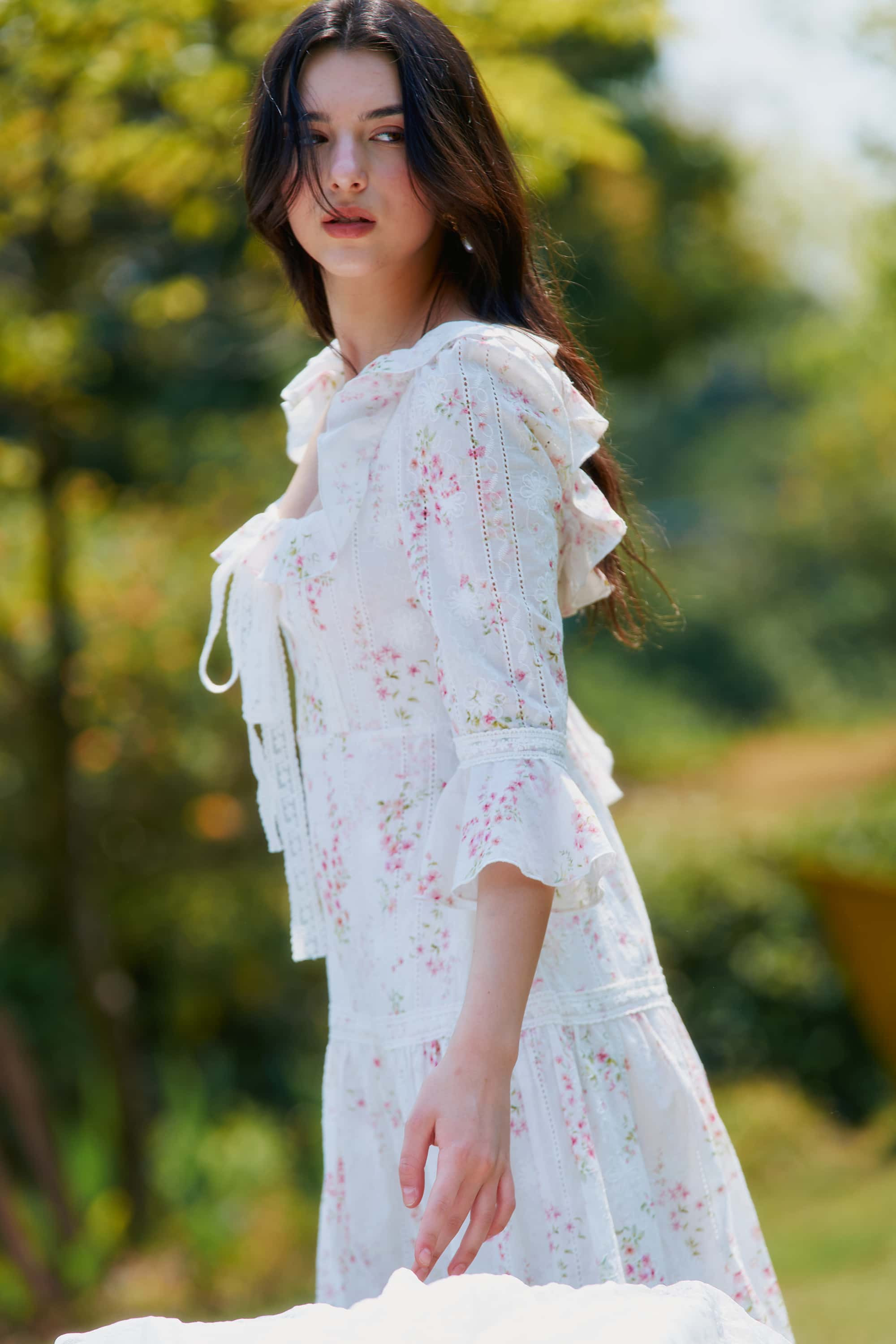 Hera Floral Cotton Midi Dress in White | American Heiress