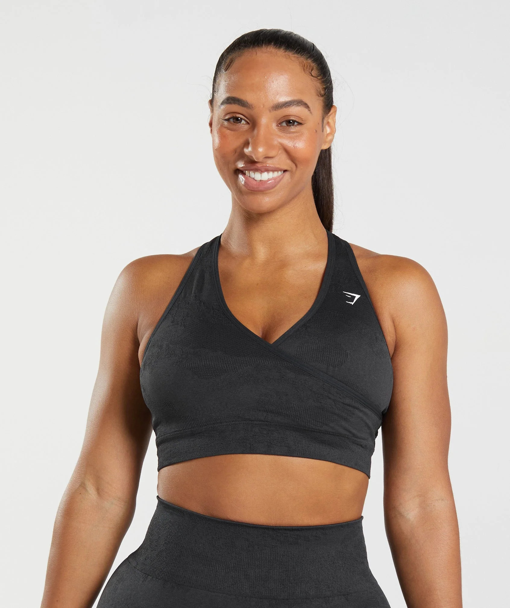 Gymshark Adapt Camo Seamless Sports Bra - Black/Onyx Grey | Gymshark US