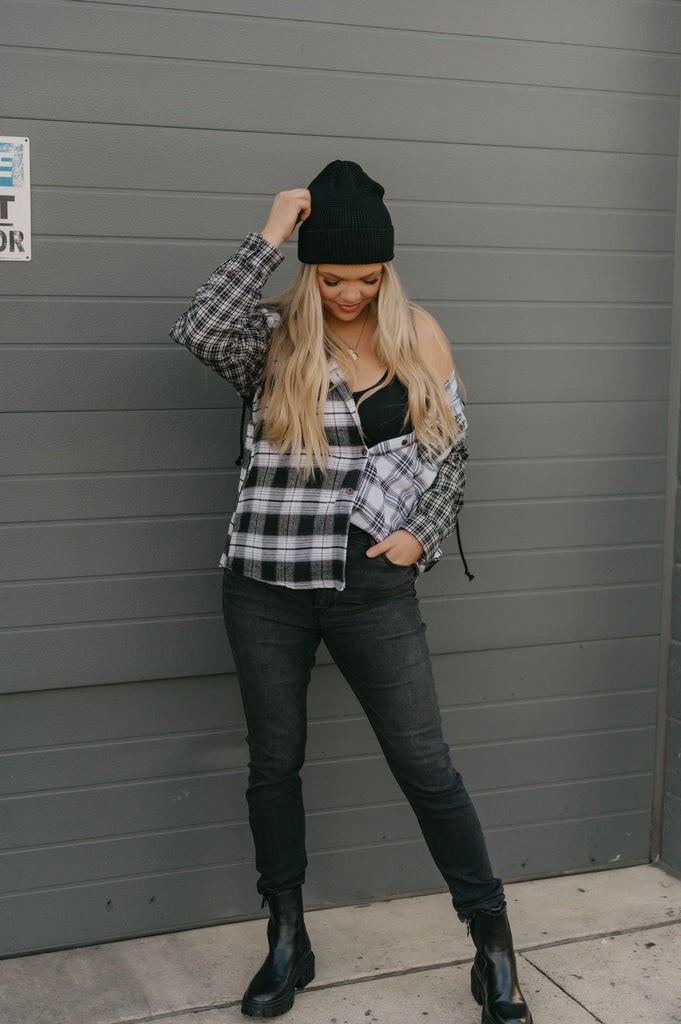 Harlow Hooded Flannel Black | She Is Boutique