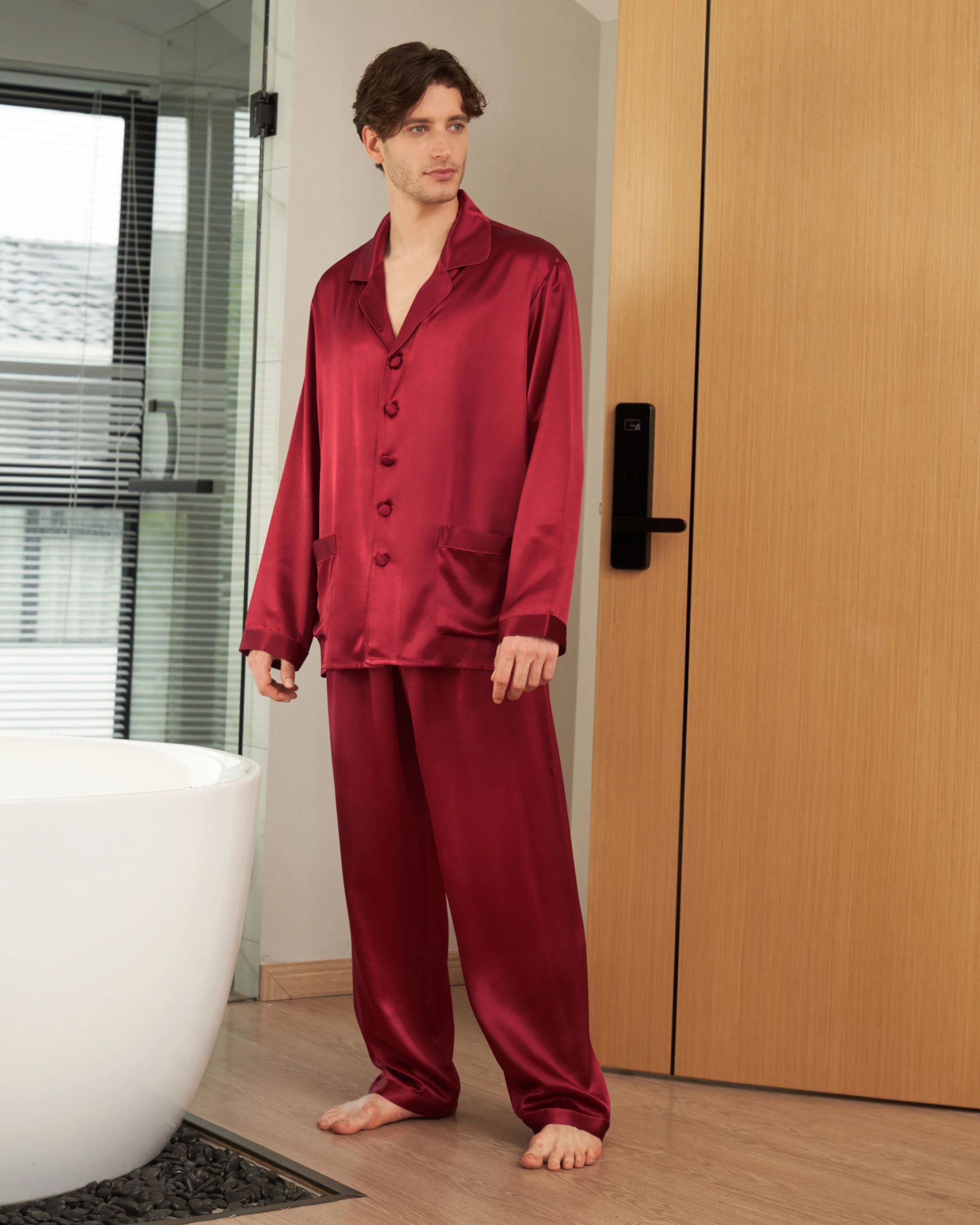 22 Momme Long Silk Pajamas Set for Men | LilySilk