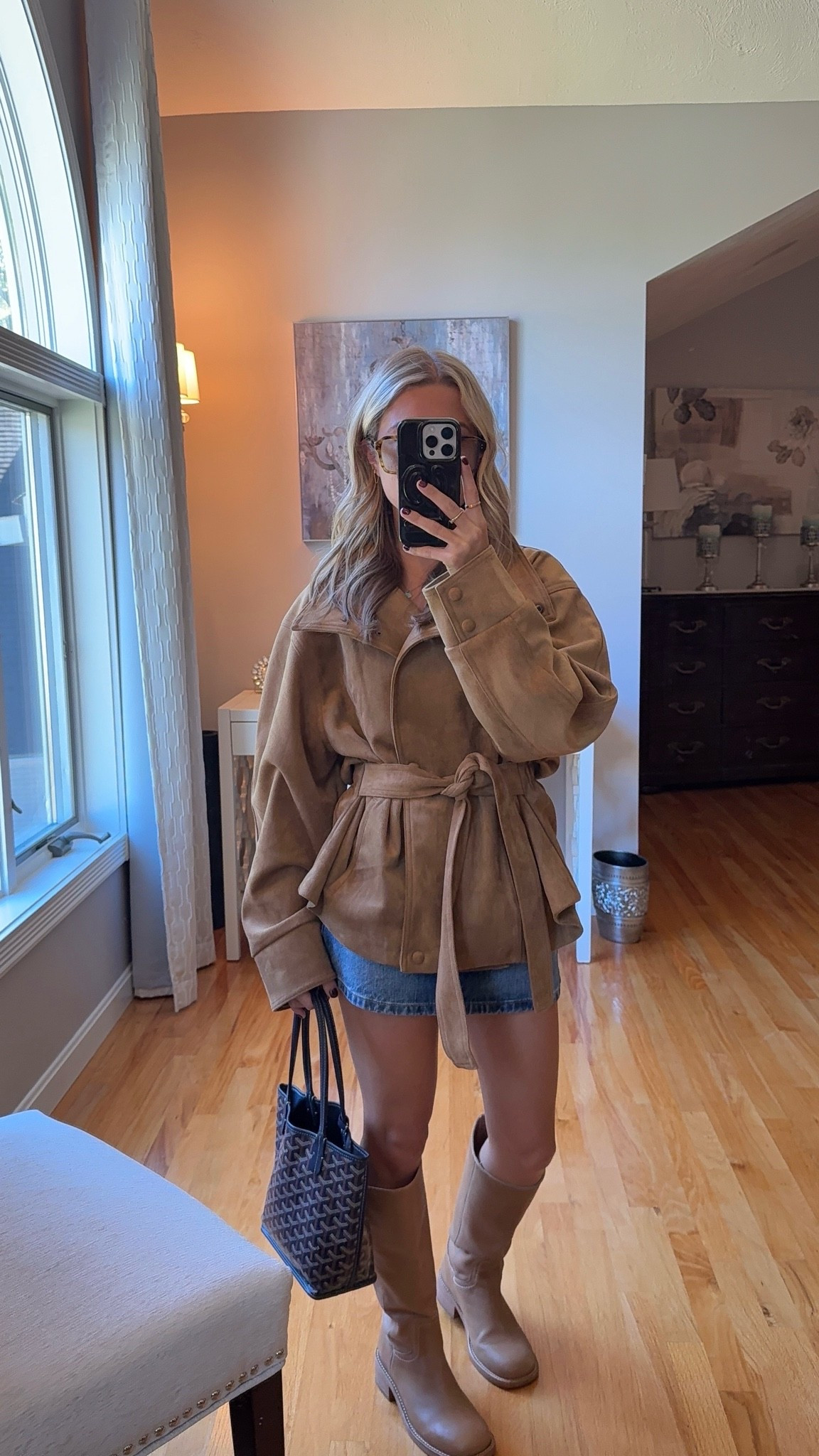 coat is Zara ( linked on shopmy) wearing a 23 in skirt!

#LTKootd #LTKU #LTKSeasonal