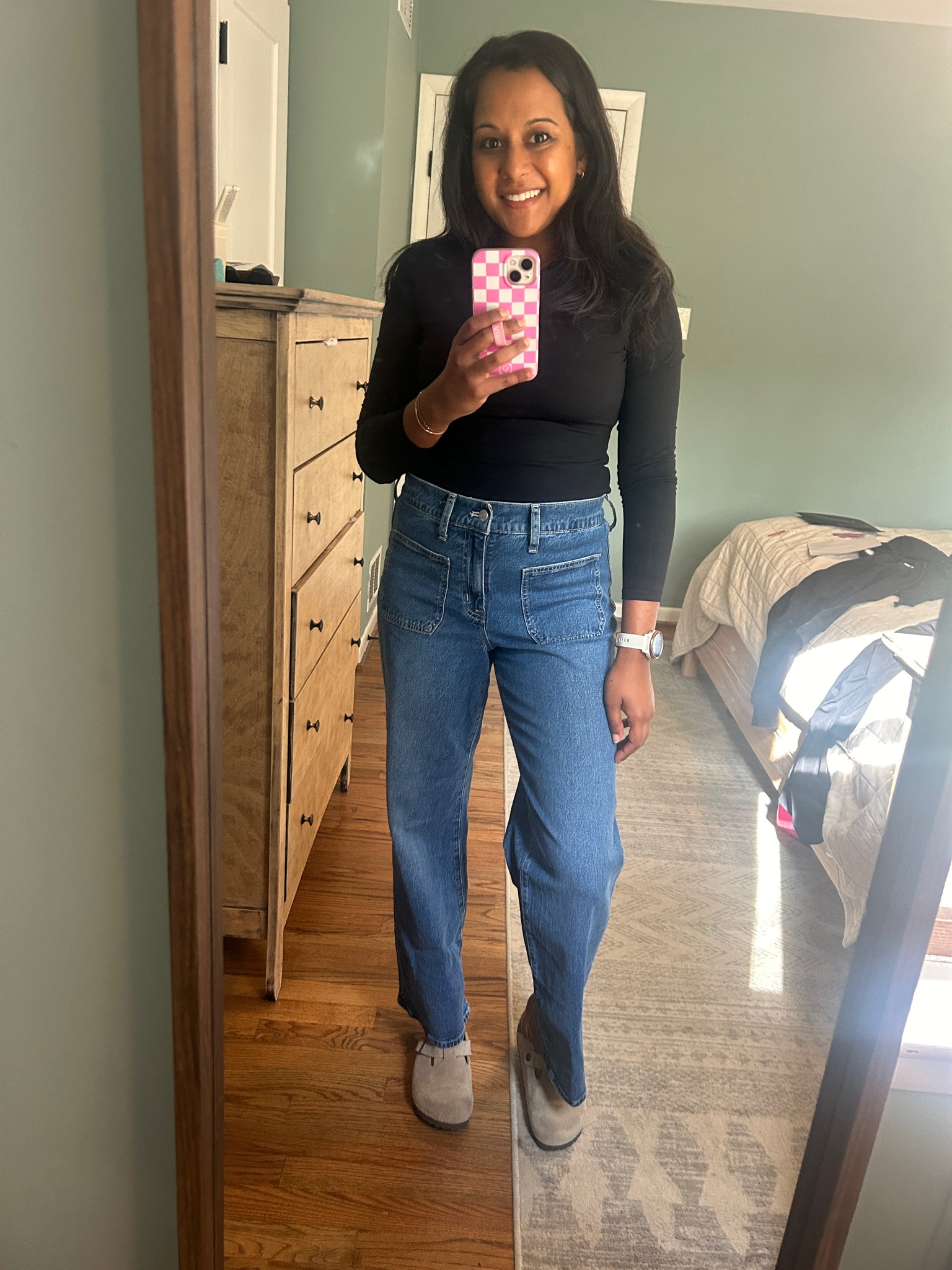 👋🏾.  Wearing size 4 in jeans, medium in top.

#LTKCyberWeek #LTKFindsUnder50 #LTKSeasonal