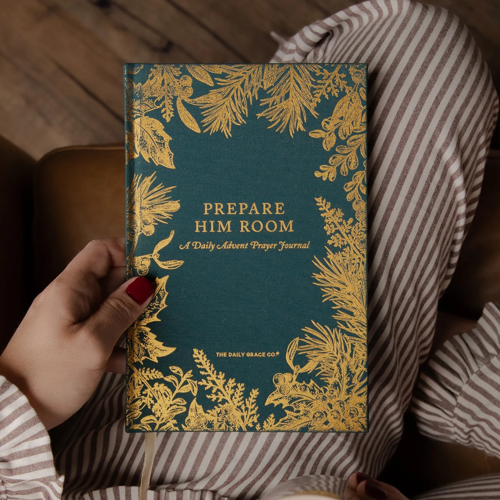 Prepare Him Room | A Daily Advent Prayer Journal | The Daily Grace Co.