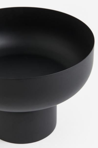 Large metal Pedestal Bowl | H&M (US + CA)