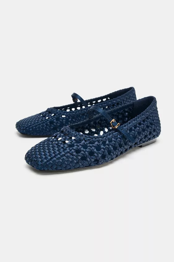 BRAIDED BUCKLE BALLET FLATS | Zara US