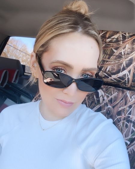 New sunnies! who doesn’t love having a big selection of sunglasses to wear throughout the year?! This brand has all the latest styles & super affordable! Check out some of my favs linked below!

#sunglasses #sunnies #polarizedsunglasses #mystyle #accessories

#LTKfindsunder100 #LTKsalealert #LTKFestival