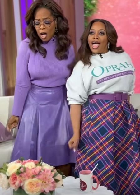 @keiaf says, “Hi, hope you're having an amazing day! Could you please find the deets on Oprah's outfit and Sherri's skirt please? Thanks in advance and Happy Holidays!!! 😊”
