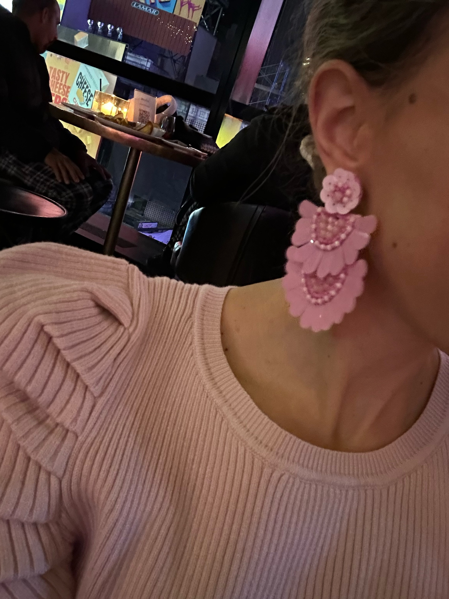 Puff sleeve amazon sweater 
Dusty pink 


#LTKunder50 #LTKstyletip