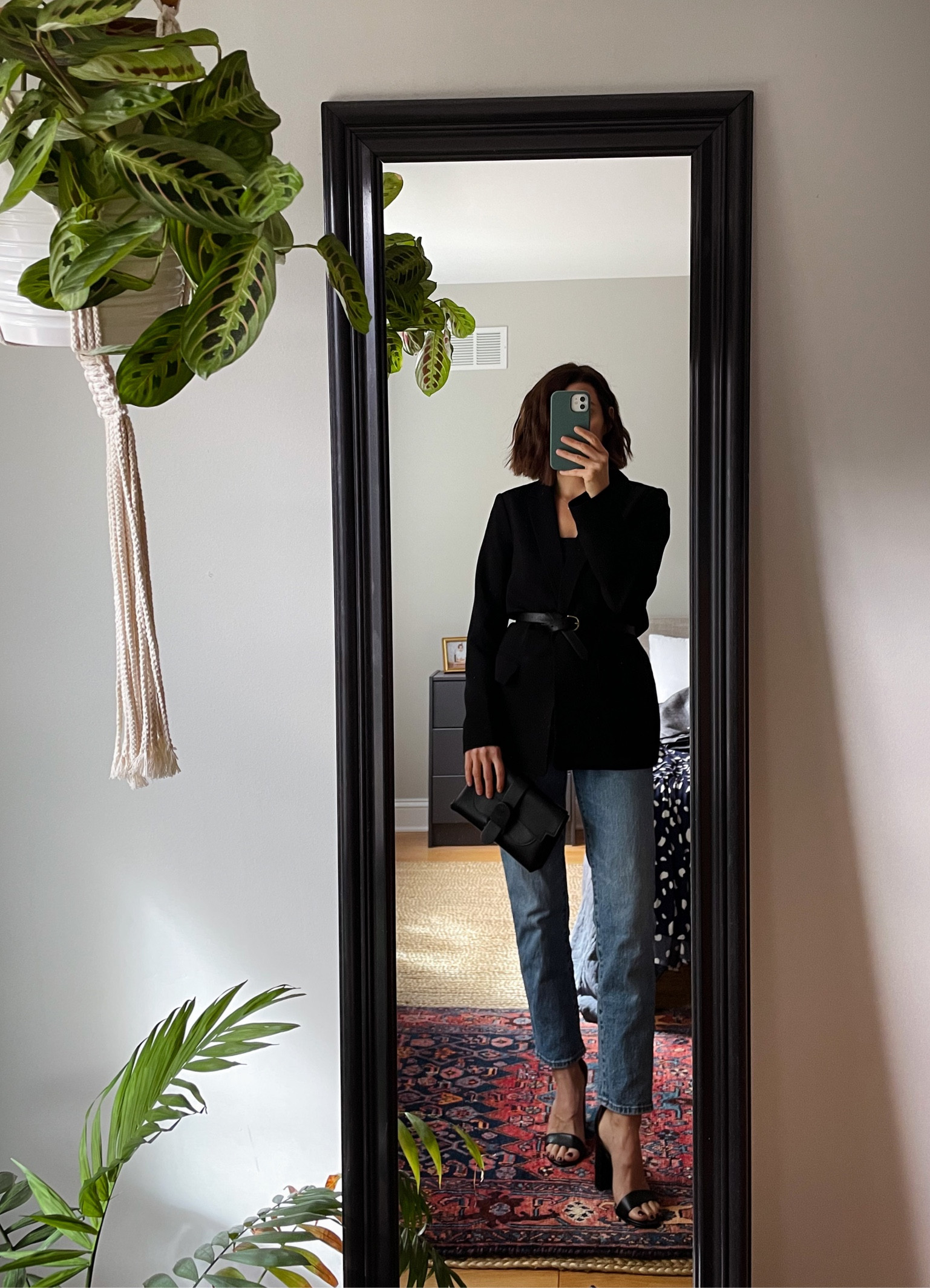 Transition wear // autumn outdoor dinner party

•H&M blazer
•Free People ‘Nina Neo Bandeau'
•Madewell ‘Petite Perfect Vibtage Jeans’ in banner wash (24p)
•Madewell skinny leather belt (xs)
•Senreve ‘Aria’ belt bag in pebbles black
•Sam Edelman ‘Yaro’ heeled sandals (tts)


#LTKstyletip #LTKSeasonal