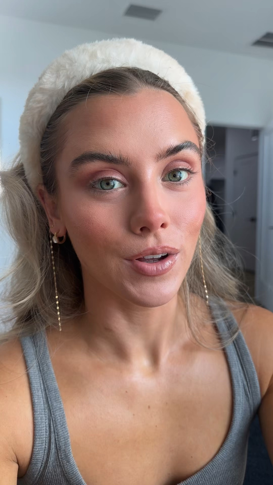 This super-gliding highlighter has a blurring effect that instantly smooths skin. Its weightless, transfer-resistant formula features multidimensional pearls and reflective pigments that deliver pure radiance in a non-glittery glow. Clinically + dermatologist tested. Safe for eyes, face + body. @Sephora  @Kohl's 

#LTKgrwm #LTKselfcare #LTKBeauty