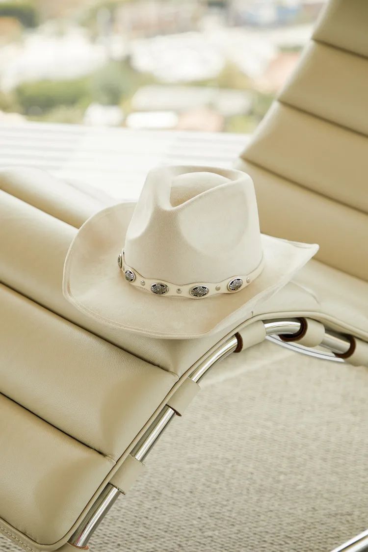 Rodeo Cutie Ivory Suede Cowboy Hat | Lulus (US)
