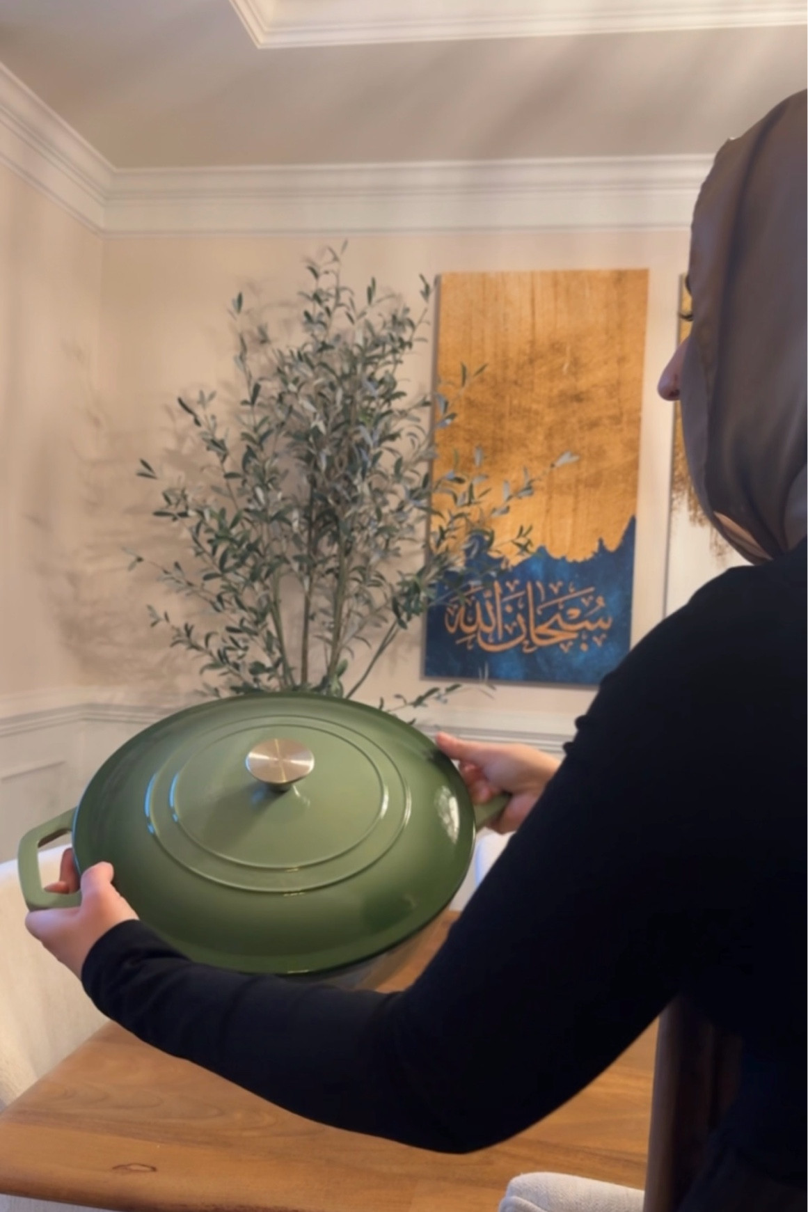 Just got some essentials for my home from Kroger Ship! And let’s just that it was a total breeze from placing an order online to getting it directly at my door! It has tons of variety from pantry staples to seasonal and beauty items including popular name brands and tons of gifts for the holidays! (If you’re a last minute shopper! ;). Definitely check out  @krogerco Ship and place your order online! P.s most items have free returns + no paid membership is required! 🙌 #KrogerPartner #KrogerShip 


#LTKFindsUnder50 #LTKHome #LTKSaleAlert